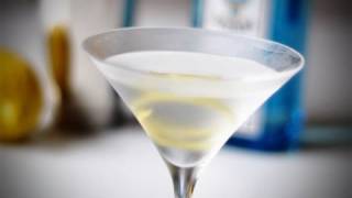 How To Make a Perfect Martini Stirred Not Shaken [upl. by Ader]