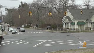 Only On CBS2 Lake Ronkonkoma Officials Considering Changes To Five Corners Intersection [upl. by Edwin857]