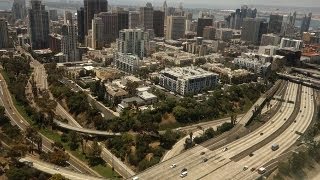 Spectacular San Diego Airport Landing [upl. by Ynnol]