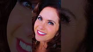 Lucerito descubre a Lalo Capetillo besando a su madre Lucero en cena d navidad viralvideo noticias [upl. by Coryden]