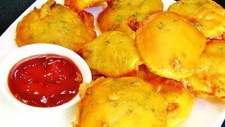 बटाटयाची भजी  Kurkurit Batatyachi Bhaji  Aloo Pakora  Crispy Potato Fritters  madhurasrecipe [upl. by Marcin354]