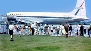 United Douglas DC6  quotBoarding amp Takeoffquot  1961 [upl. by Etteve]