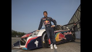 Sébastien Loeb retrouve sa Peugeot 208 T16 Pikes Peak INTERVIEW [upl. by Yetah]