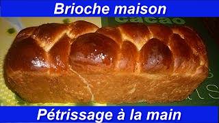 Comment réaliser une brioche rapidement  Comment pétrir une brioche à la main [upl. by Ymmik]