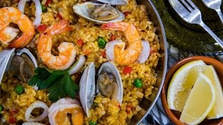 Simple and Tasty Seafood Paella [upl. by Esnofla]